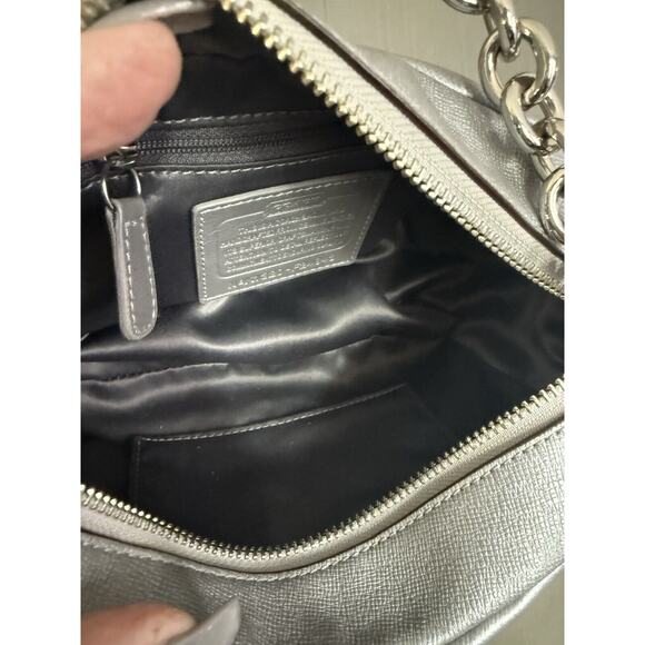 COACH CAMPBELL LEATHER SILVER CAMERA CROSSBODY SATCHEL HANDBAG PURSE TURN LOCK - Picture 3 of 14